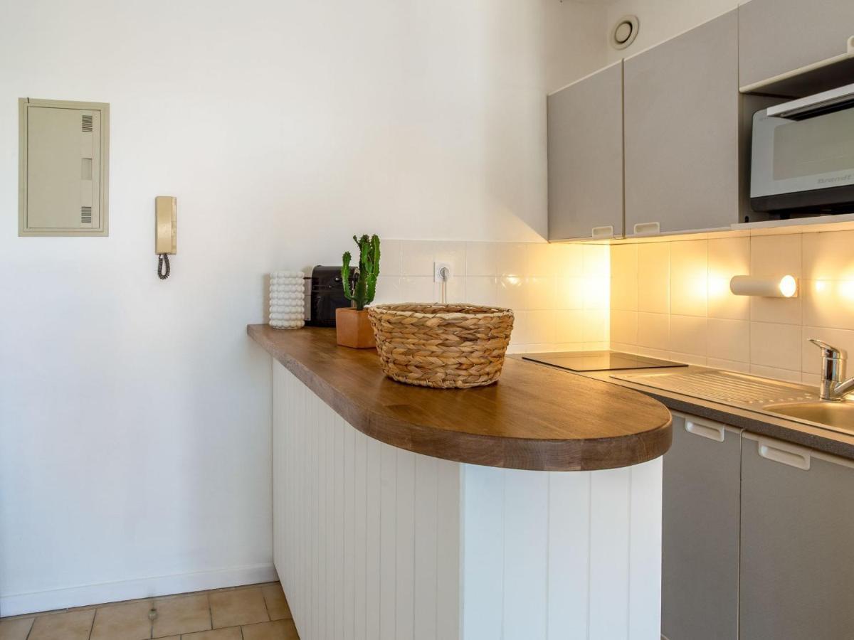 Apartment Saint James-13 By Interhome เลอลาวองดูว์ ภายนอก รูปภาพ