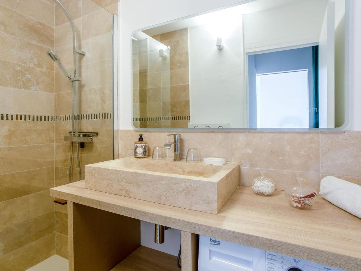 Apartment Saint James-13 By Interhome เลอลาวองดูว์ ภายนอก รูปภาพ