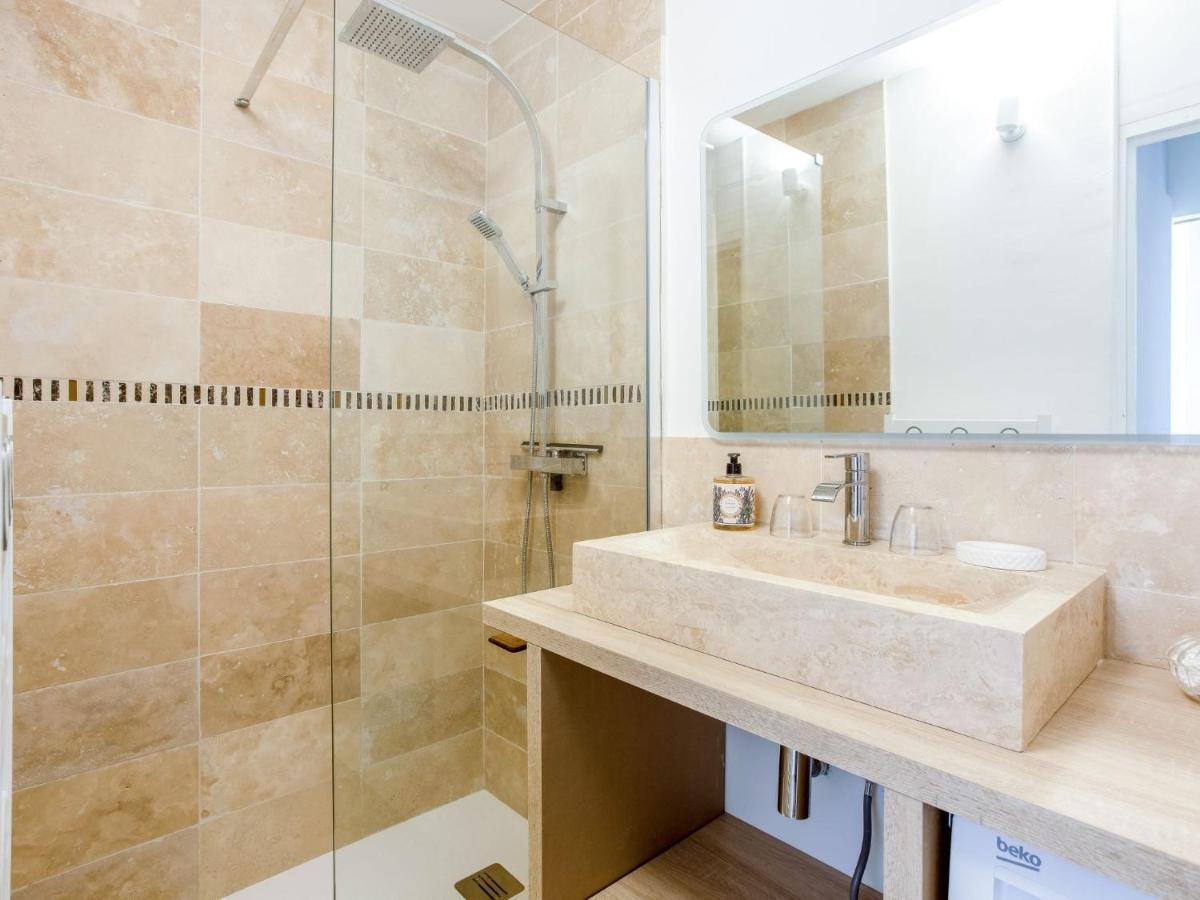 Apartment Saint James-13 By Interhome เลอลาวองดูว์ ภายนอก รูปภาพ
